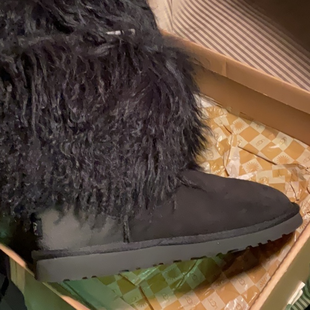 Women's Black Fur Boots